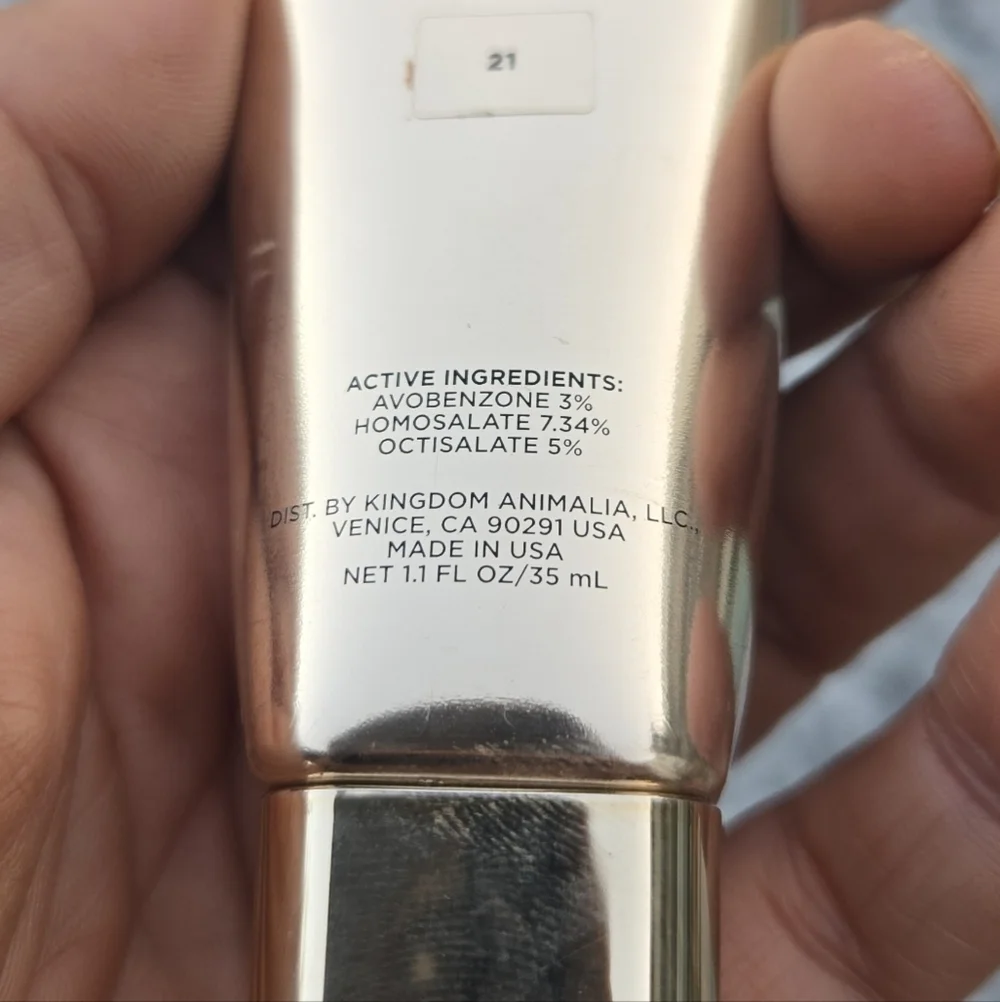 Hourglass Illusion Luminous Glow Foundation SPF 30 Shade 21